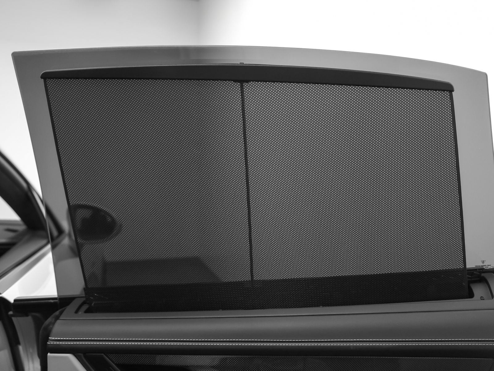 2025 Porsche Macan Macan Turbo Electric