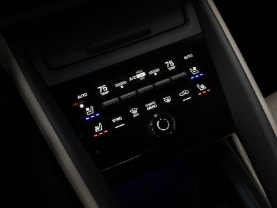 2025 Porsche Macan Macan Turbo Electric