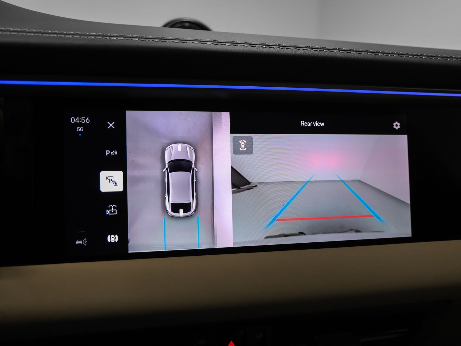 2025 Porsche Macan Macan Turbo Electric