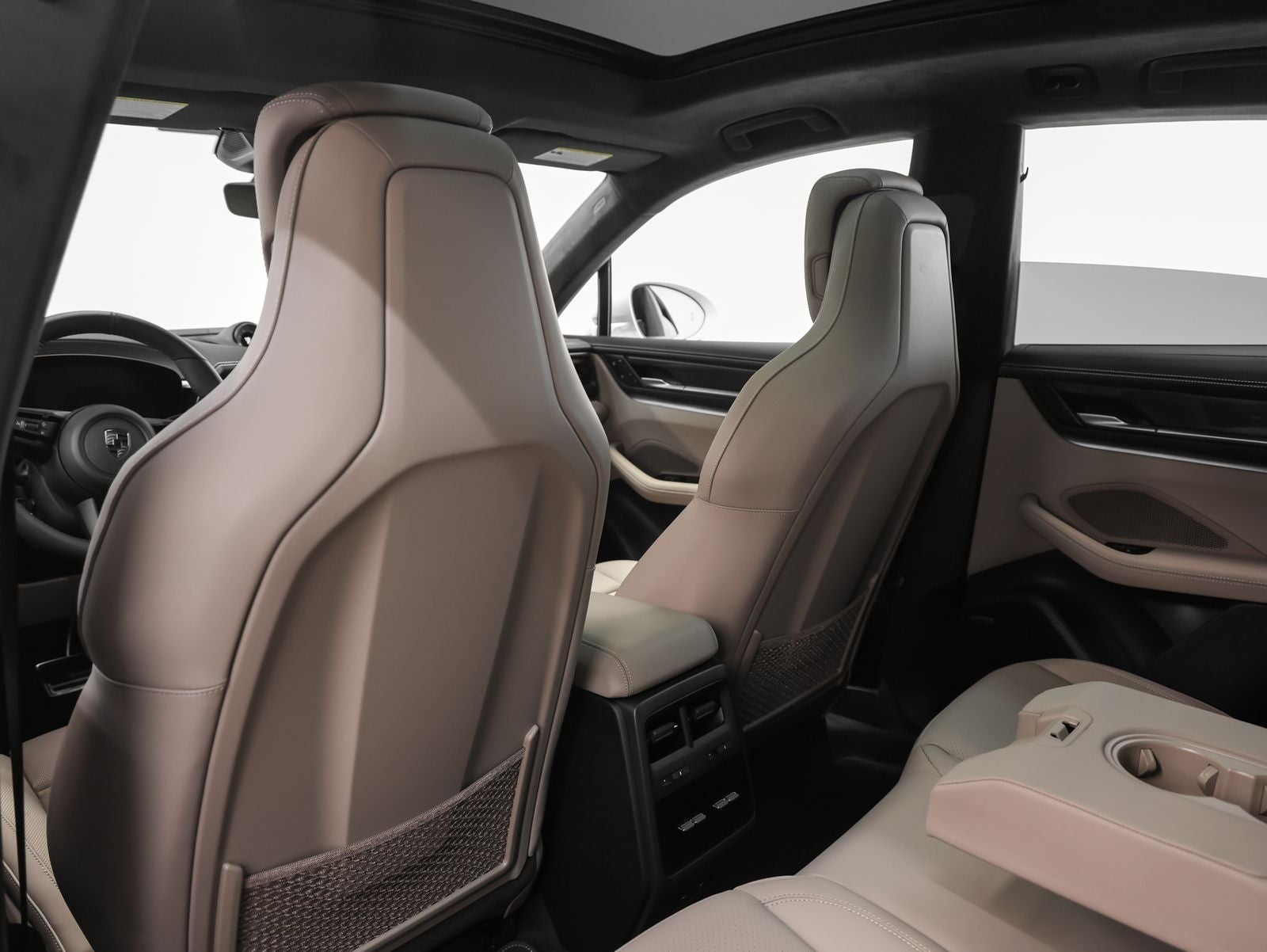 2025 Porsche Macan Macan Turbo Electric