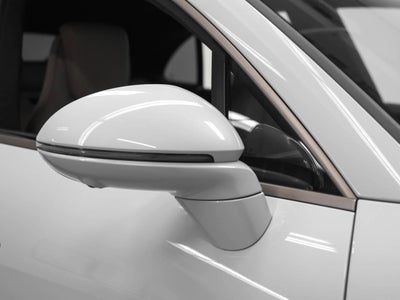 2025 Porsche Macan Macan Turbo Electric