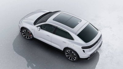 2025 Porsche Macan Macan Turbo Electric