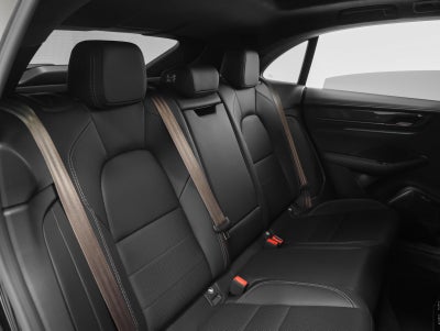 2025 Porsche Macan Macan Turbo Electric