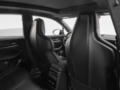 2025 Porsche Macan Macan Turbo Electric