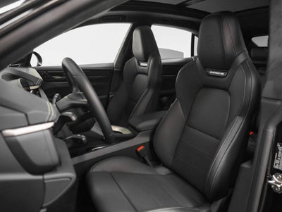 2025 Porsche Macan Macan Turbo Electric