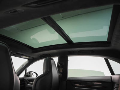 2025 Porsche Macan Macan Turbo Electric