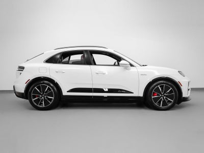 2025 Porsche Macan Electric Turbo