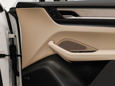 2025 Porsche Macan Electric Turbo