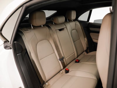 2025 Porsche Macan Electric Turbo