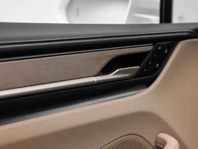 2025 Porsche Macan Electric Turbo