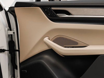 2025 Porsche Macan Macan Turbo Electric