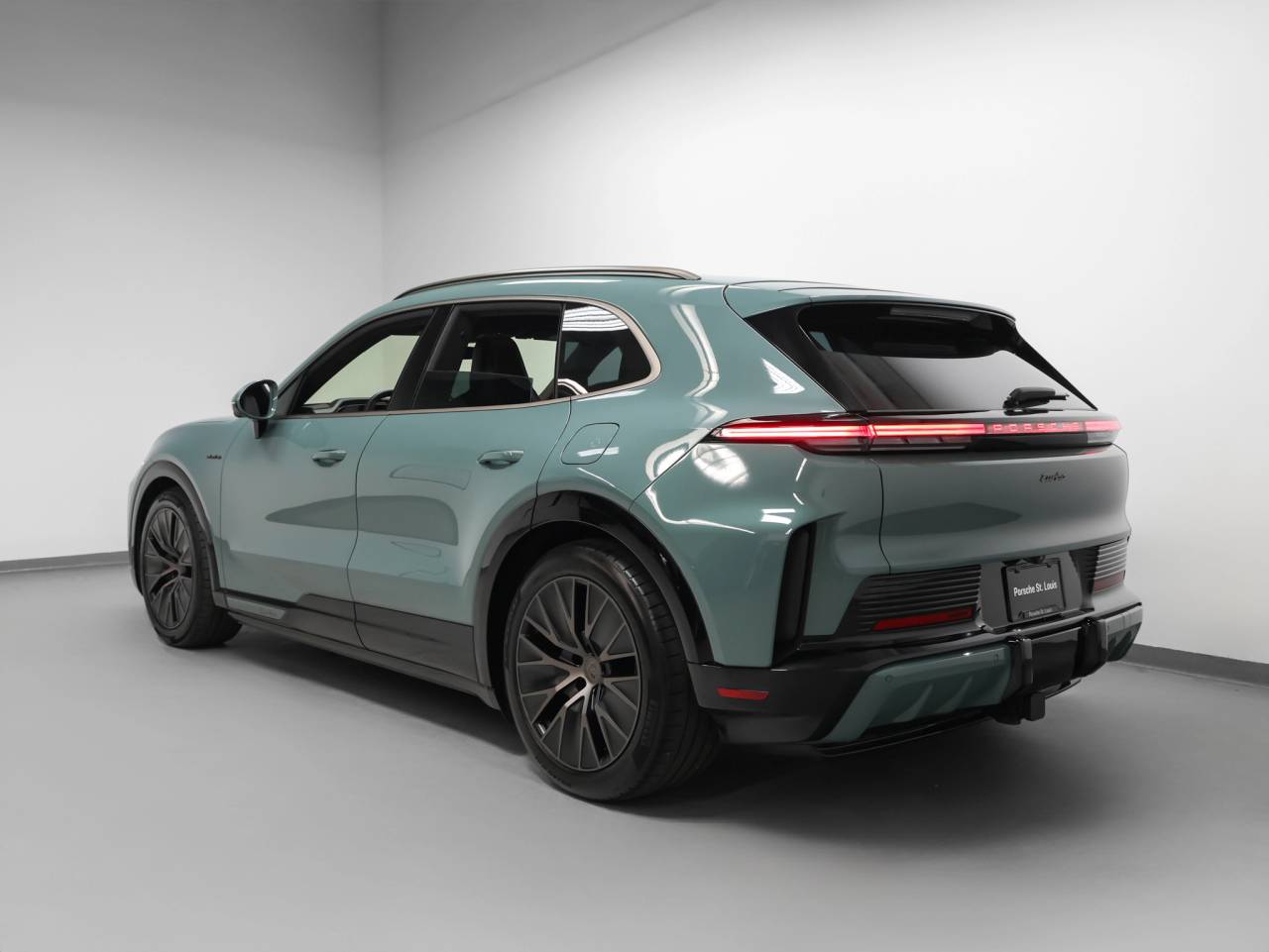 2026 Porsche Cayenne Cayenne Turbo Electric