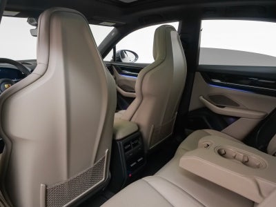 2025 Porsche Macan Macan Electric