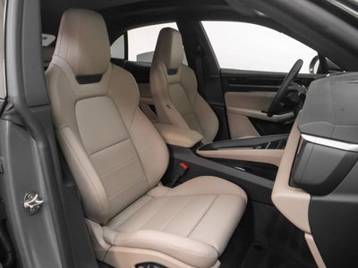 2025 Porsche Macan Macan Electric