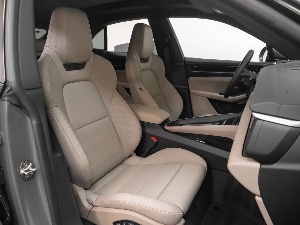 2025 Porsche Macan Macan Electric