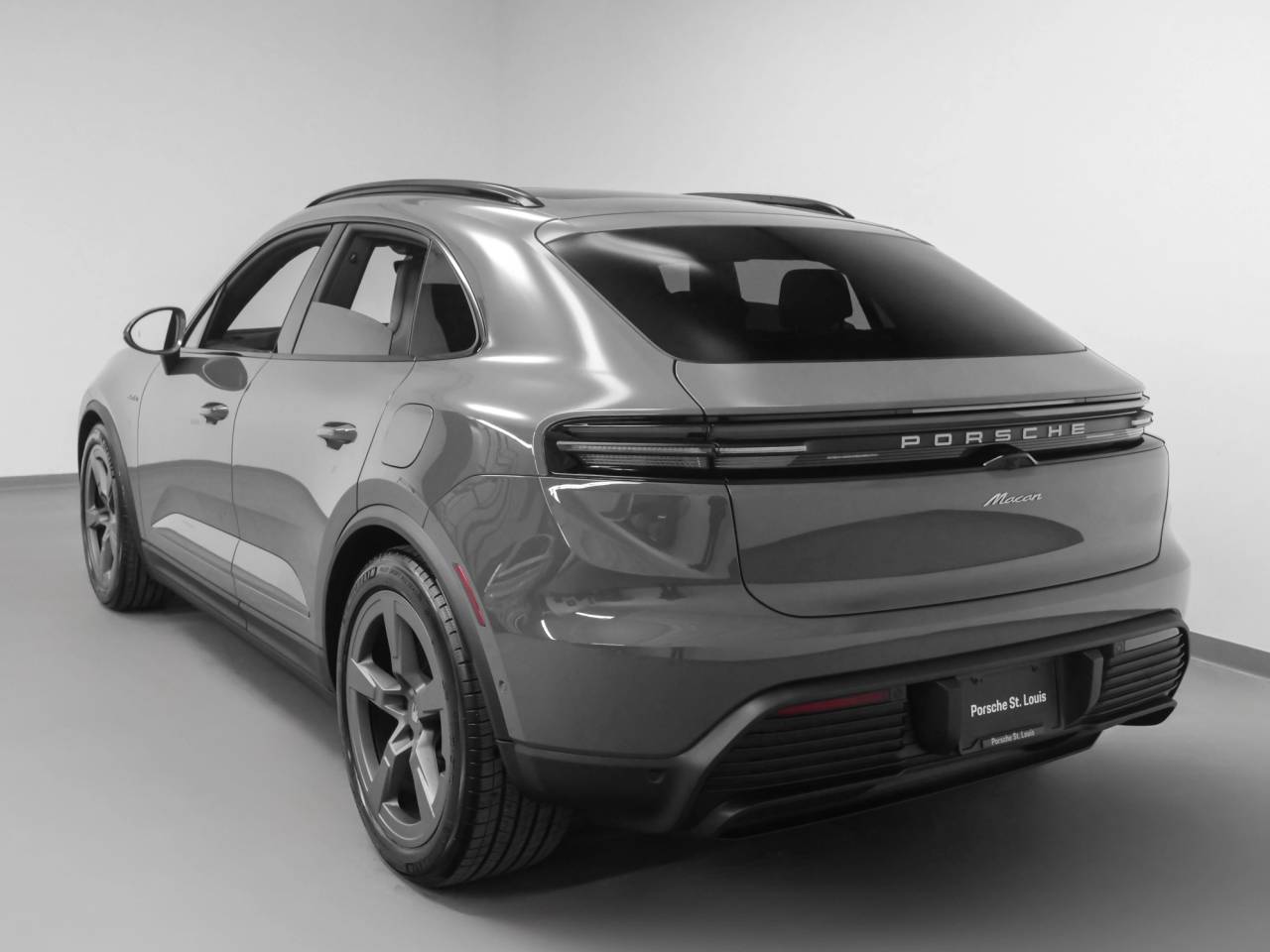 2025 Porsche Macan Macan Electric