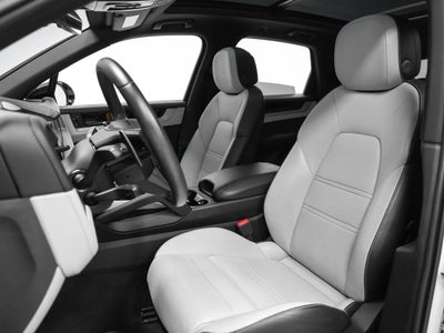 2024 Porsche Cayenne E-Hybrid