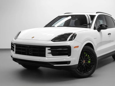 2024 Porsche Cayenne Cayenne E-Hybrid (MY24)