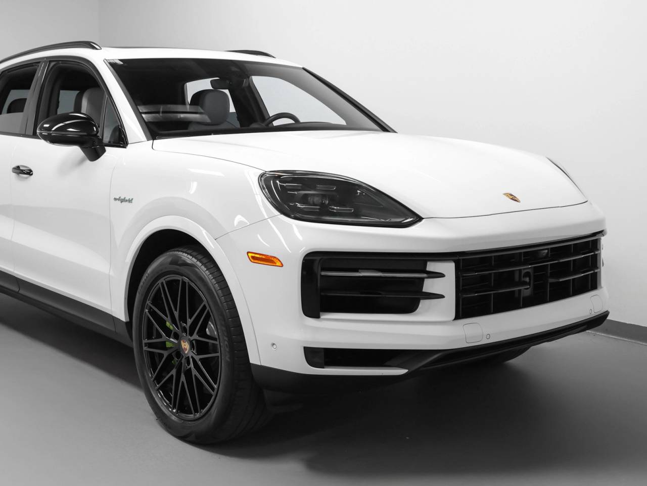 2024 Porsche Cayenne Cayenne E-Hybrid (MY24)