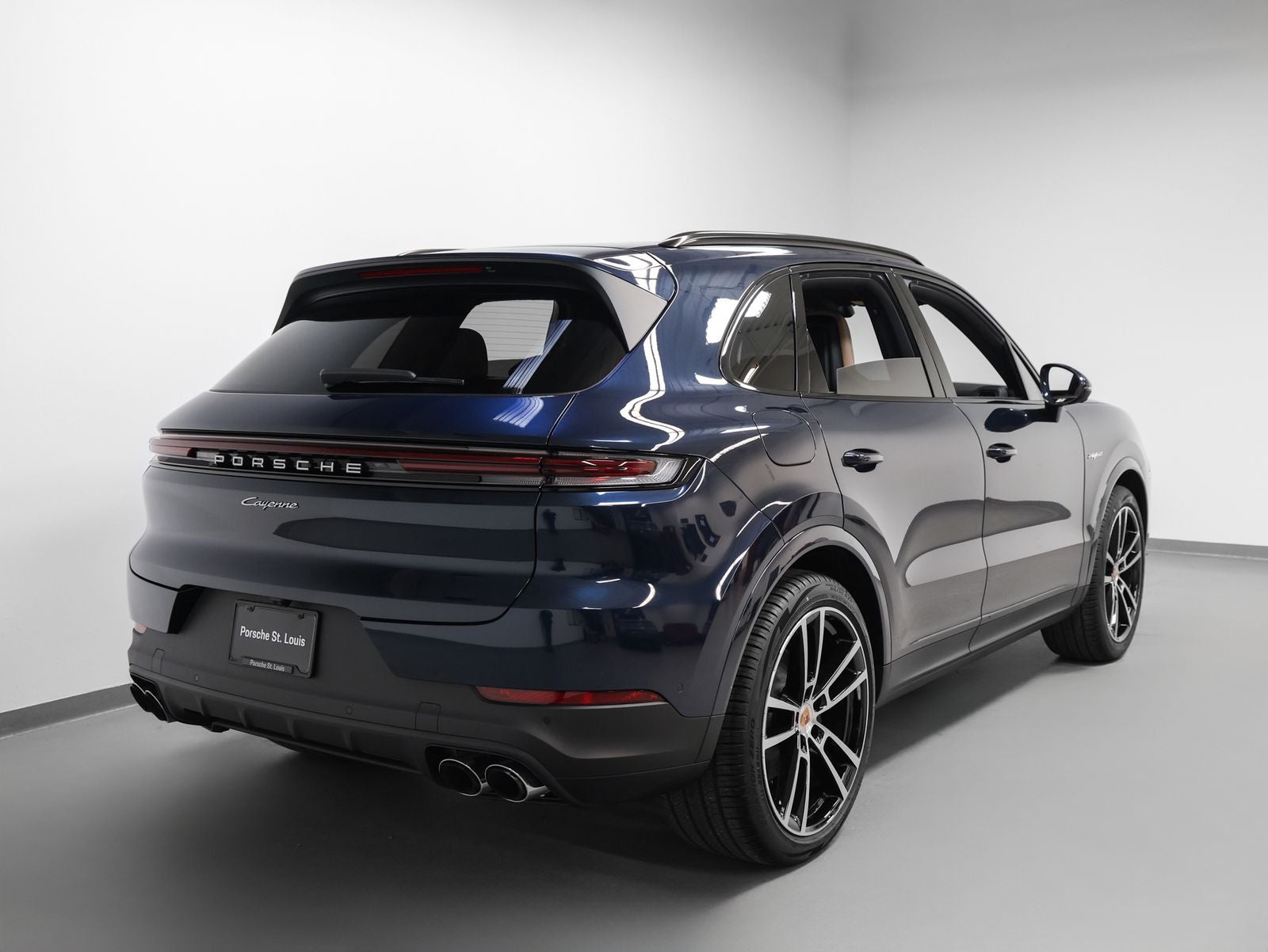 2026 Porsche Cayenne E-Hybrid Base