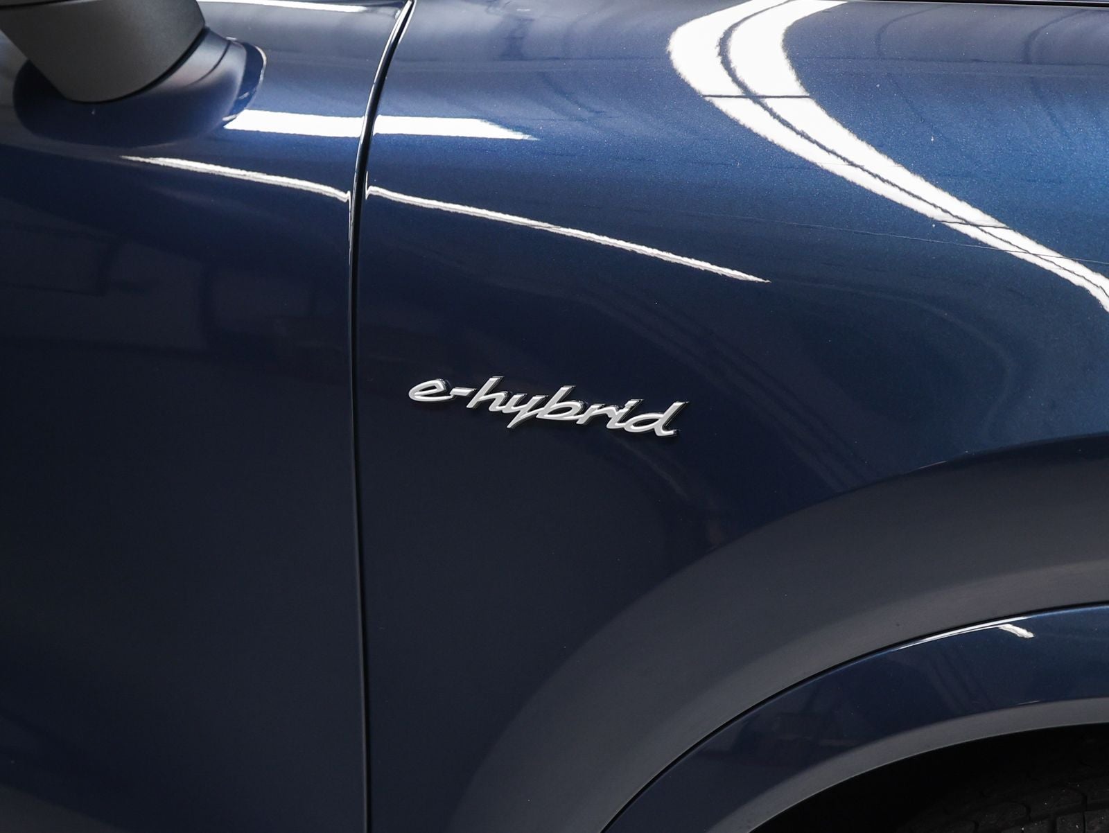 2026 Porsche Cayenne E-Hybrid Base