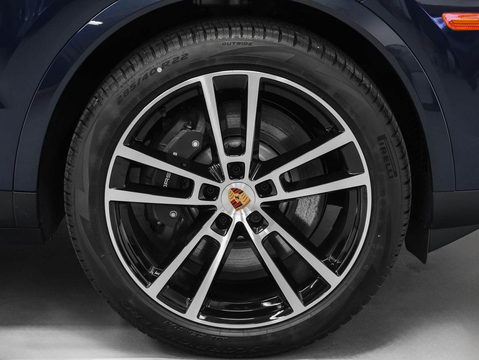 2026 Porsche Cayenne E-Hybrid Base