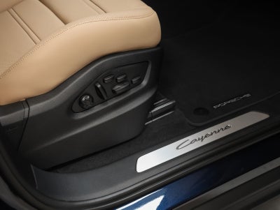 2026 Porsche Cayenne E-Hybrid Base
