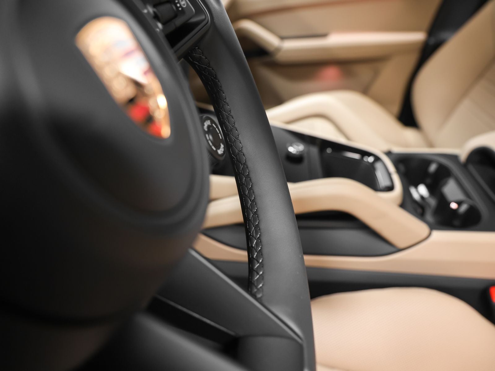 2026 Porsche Cayenne E-Hybrid Base