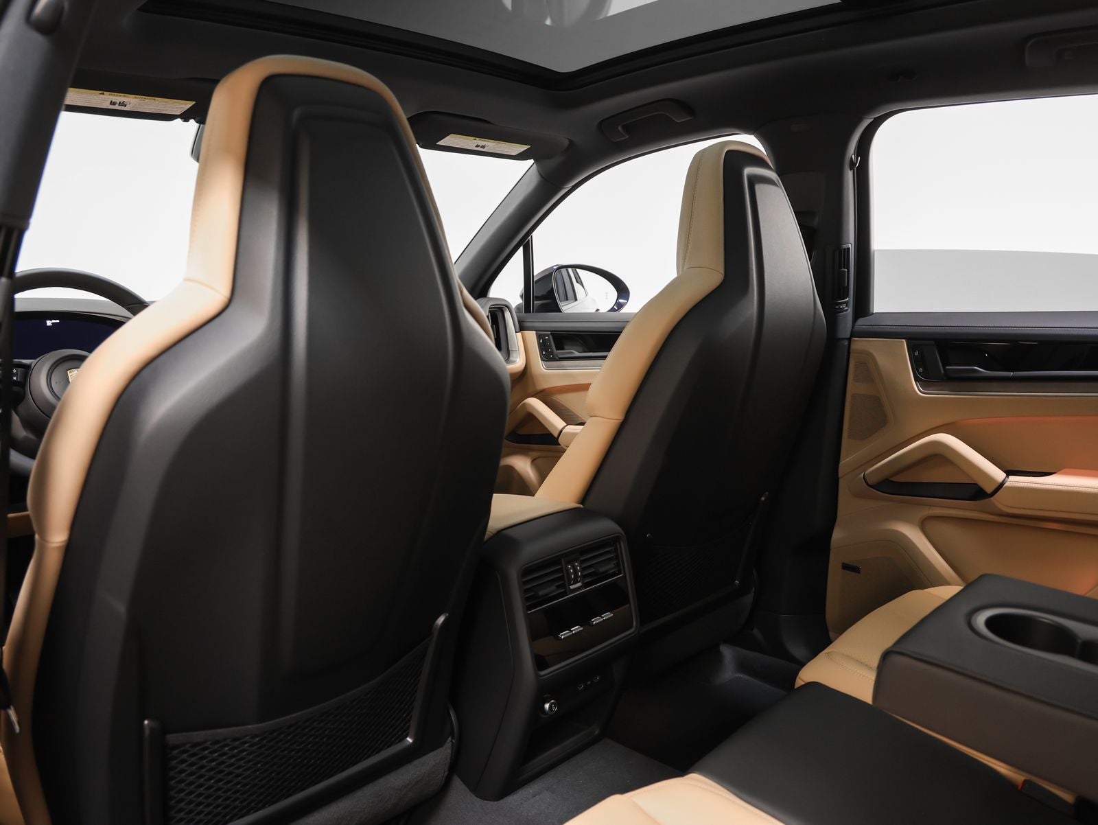 2026 Porsche Cayenne E-Hybrid Base