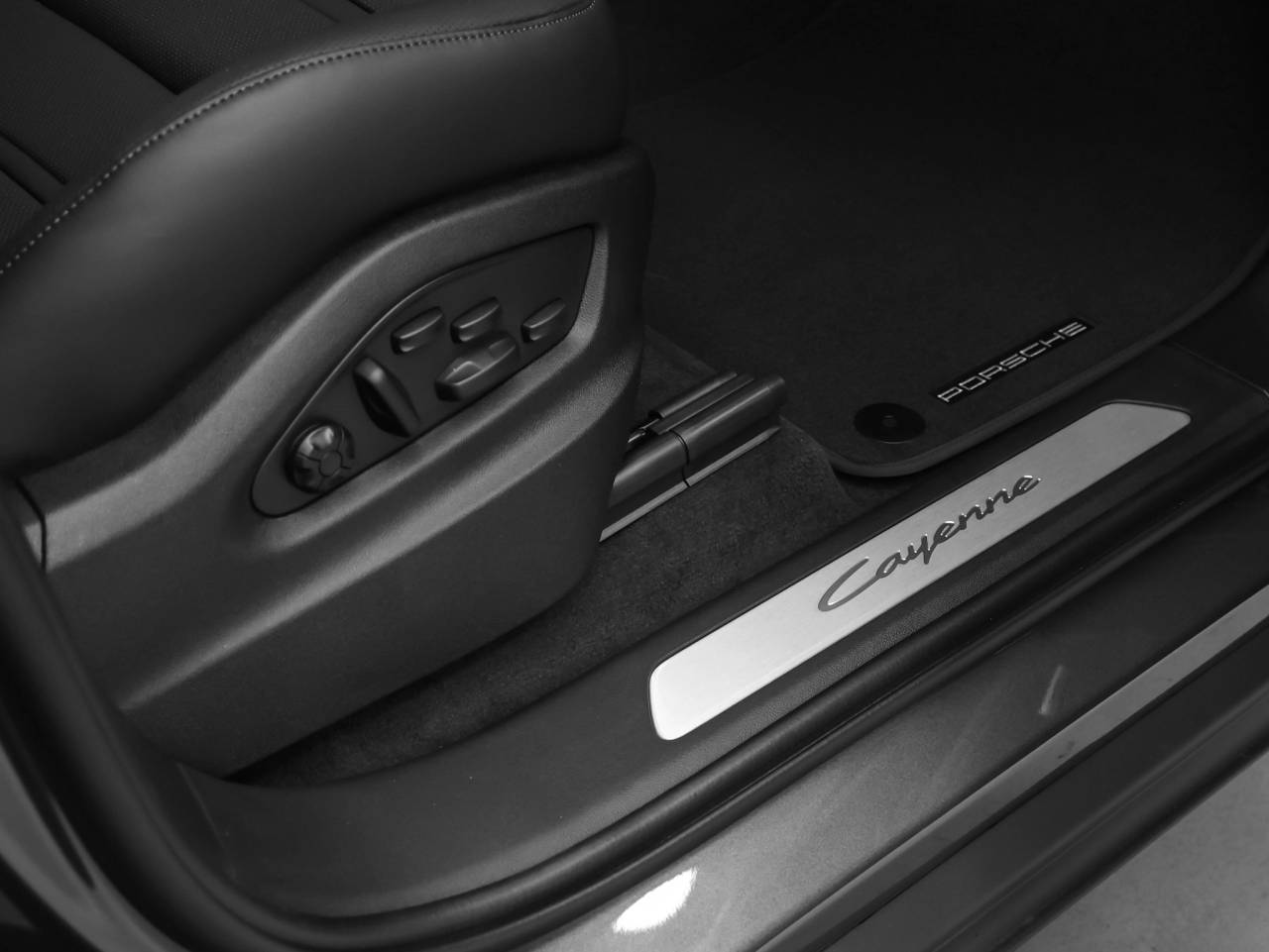 2026 Porsche Cayenne Cayenne E-Hybrid