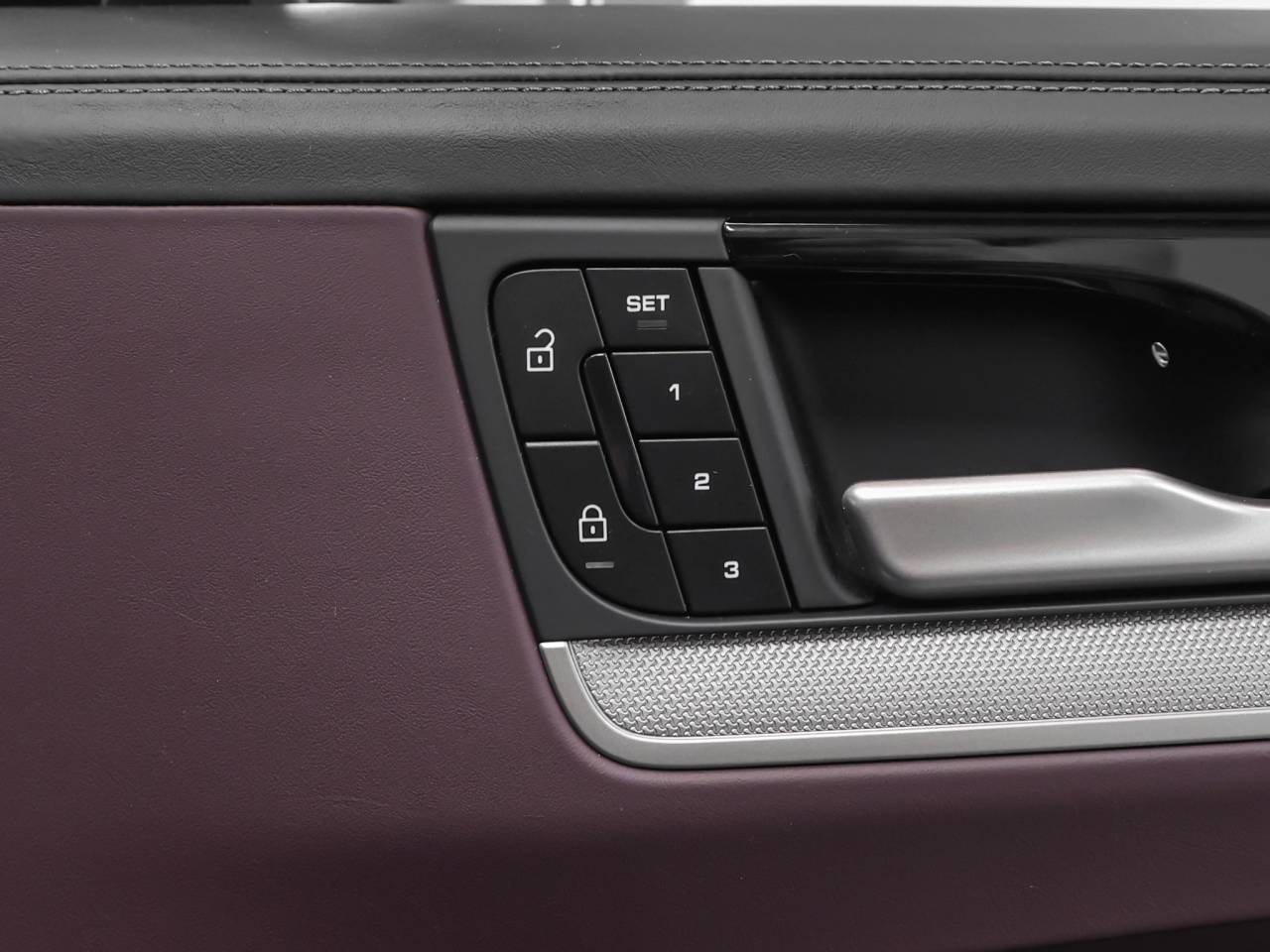 2025 Porsche Cayenne Cayenne E-Hybrid