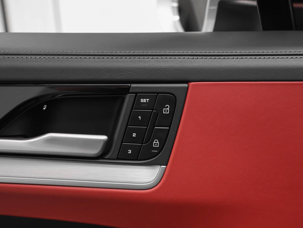 2025 Porsche Cayenne Cayenne E-Hybrid