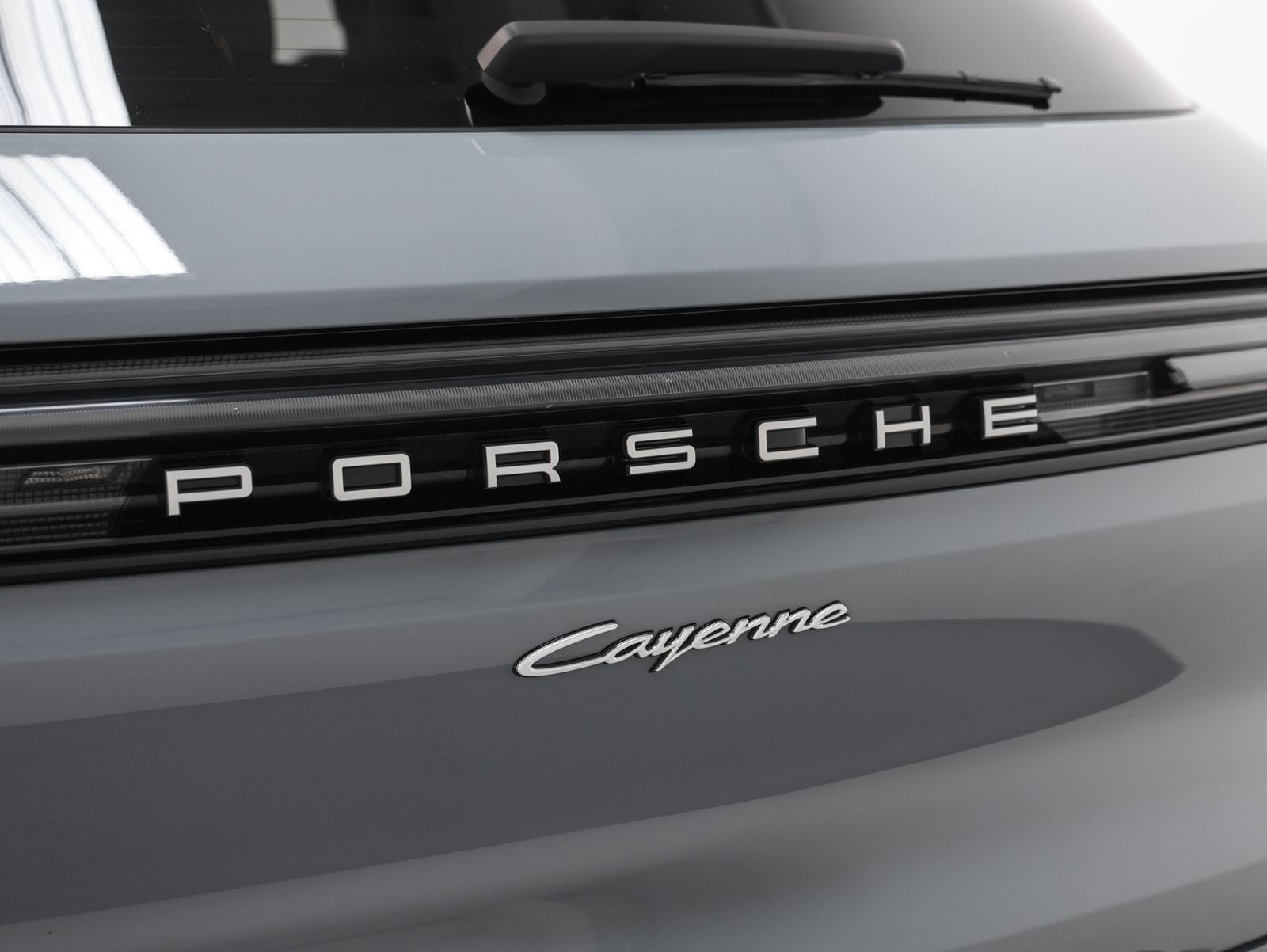 2024 Porsche Cayenne Cayenne E-Hybrid (MY24)