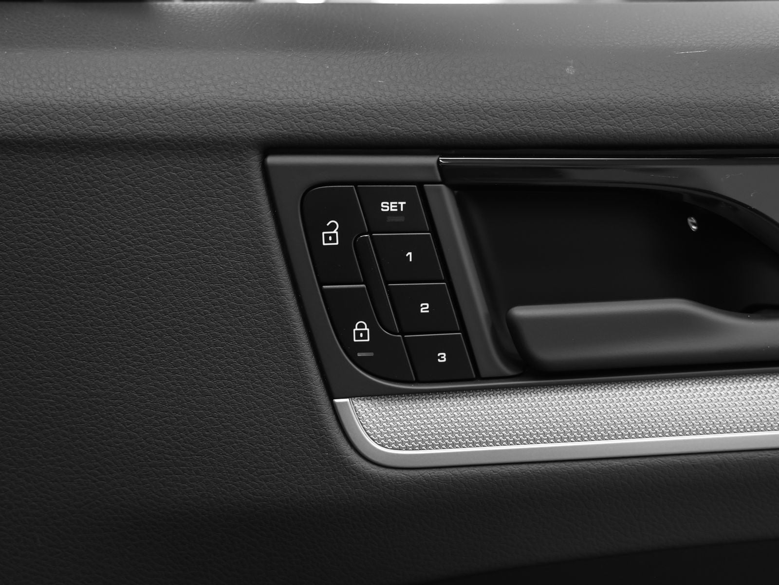 2024 Porsche Cayenne Cayenne E-Hybrid (MY24)