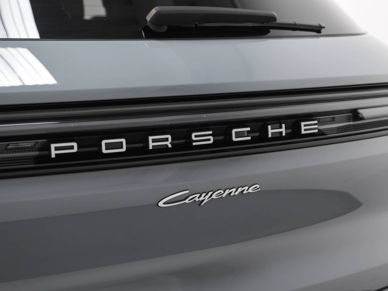 2024 Porsche Cayenne Cayenne E-Hybrid (MY24)