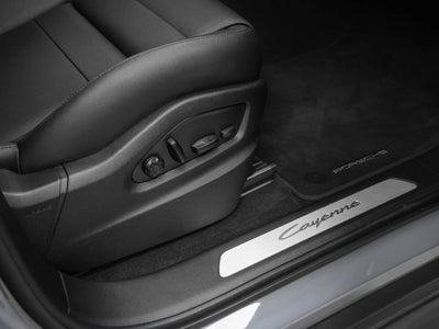 2024 Porsche Cayenne Cayenne E-Hybrid (MY24)