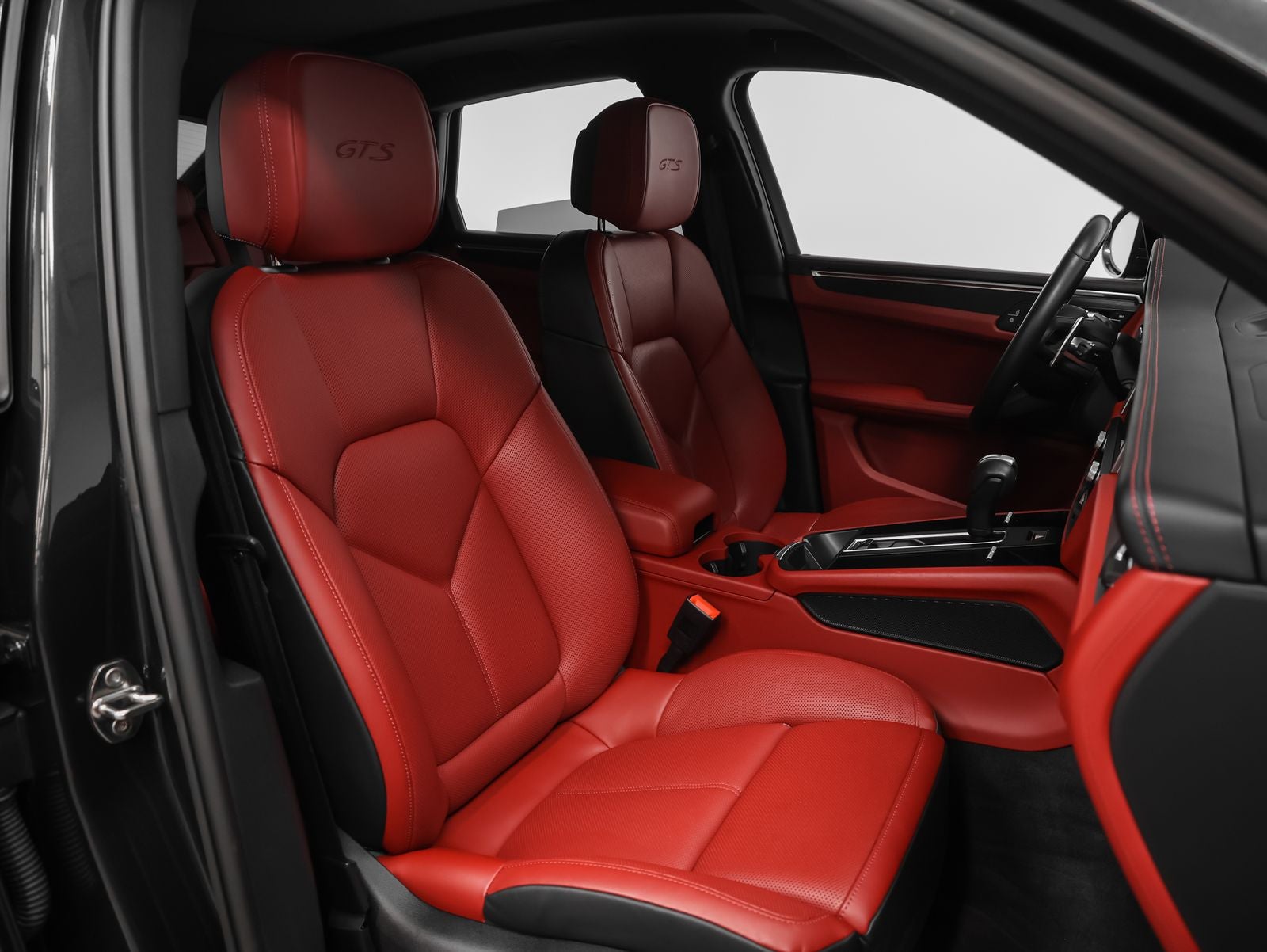 2024 Porsche Macan Macan GTS