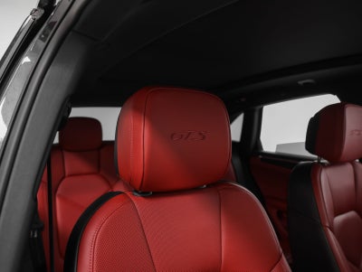 2024 Porsche Macan Macan GTS