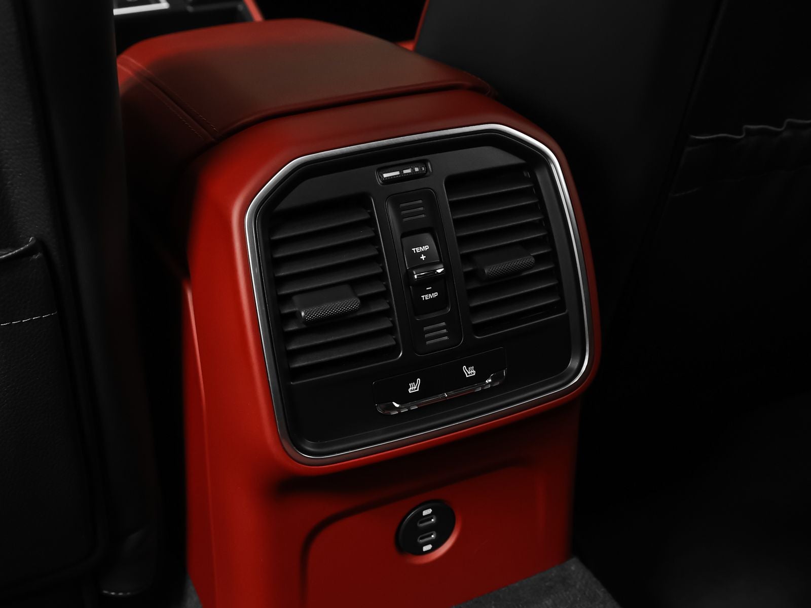 2024 Porsche Macan Macan GTS