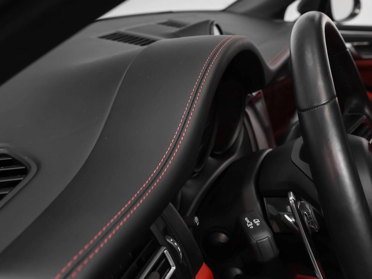 2024 Porsche Macan Macan GTS