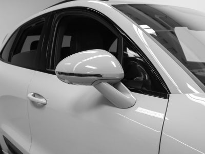 2026 Porsche Macan Macan GTS