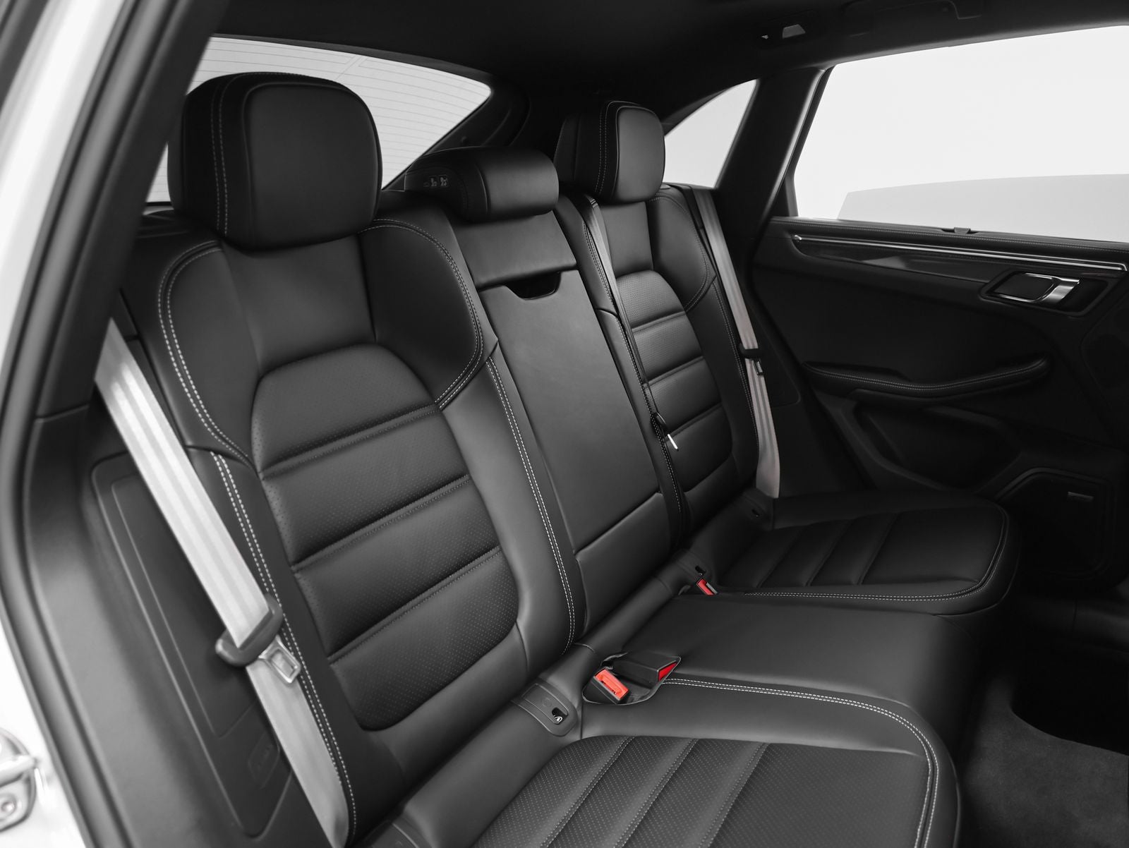 2026 Porsche Macan Macan GTS