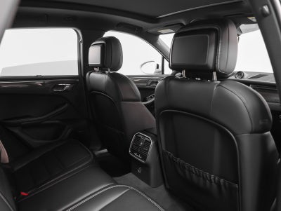 2026 Porsche Macan Macan GTS