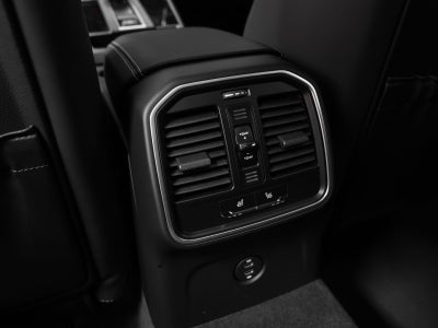 2026 Porsche Macan Macan GTS