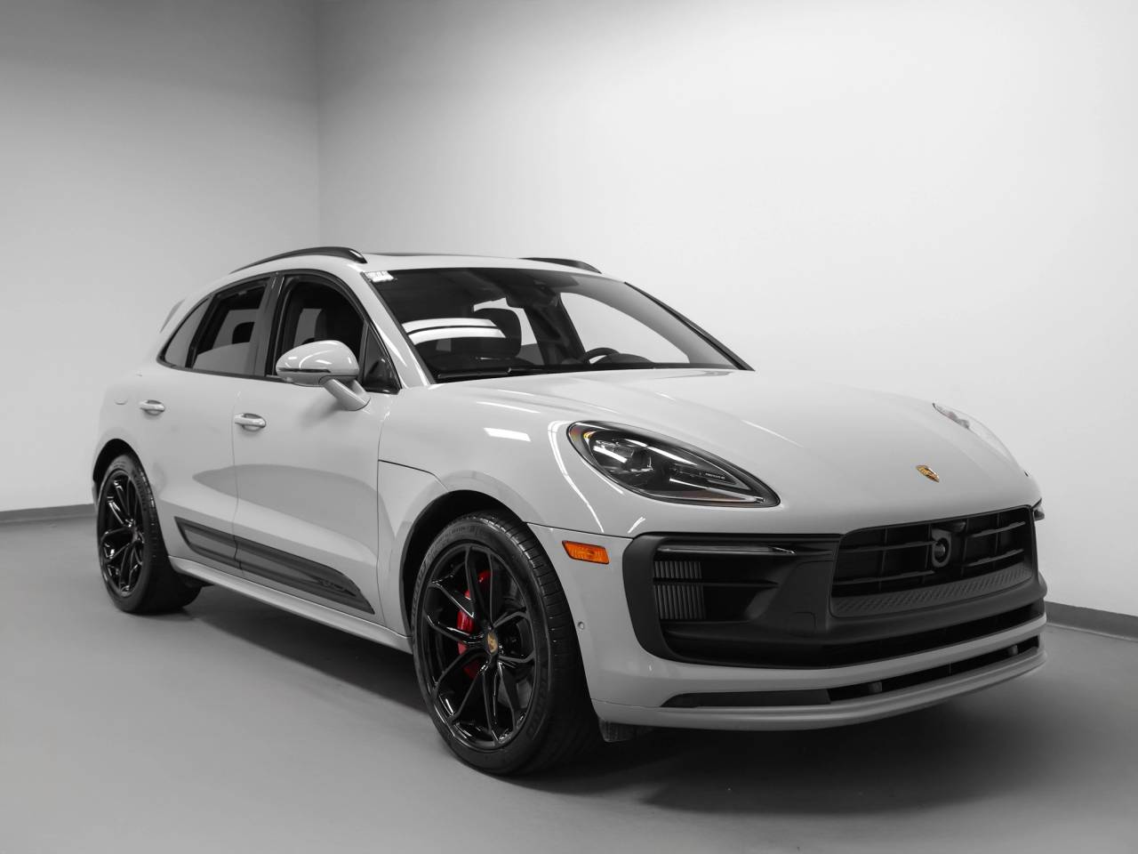 2026 Porsche Macan Macan GTS