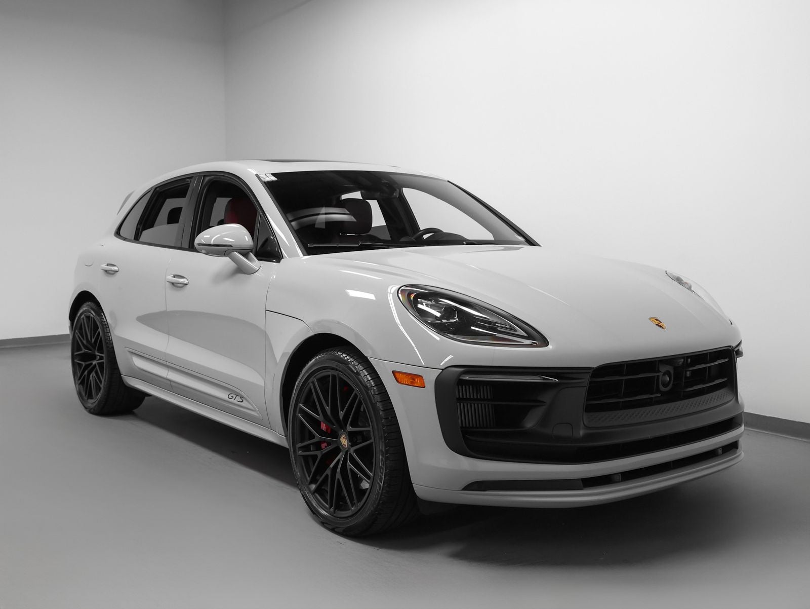 2023 Porsche Macan GTS