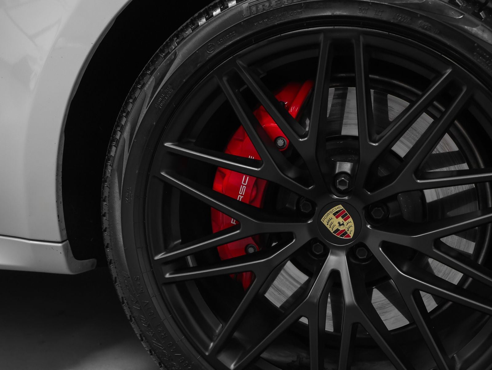 2023 Porsche Macan GTS