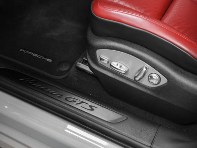 2023 Porsche Macan GTS