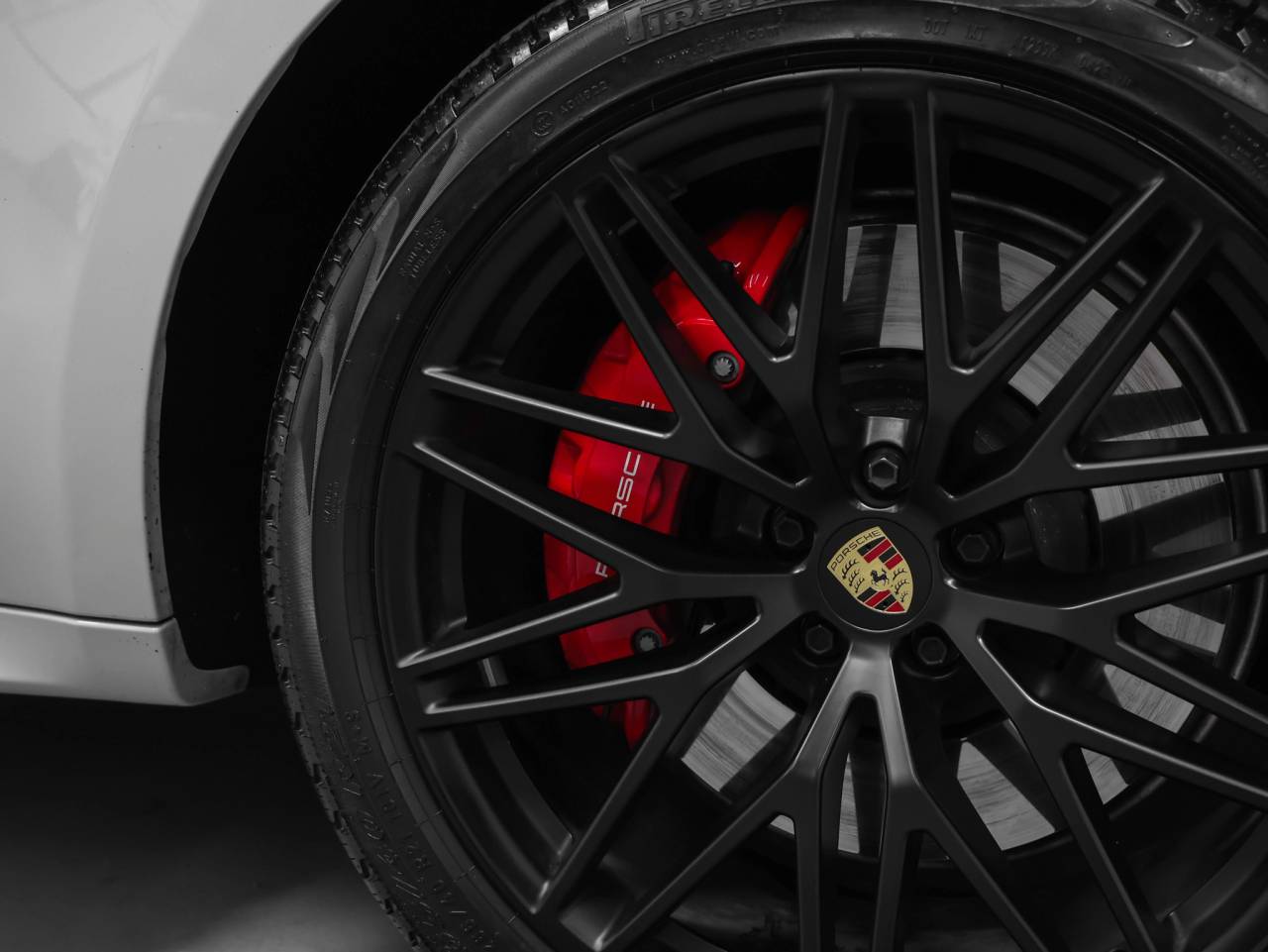 2023 Porsche Macan GTS