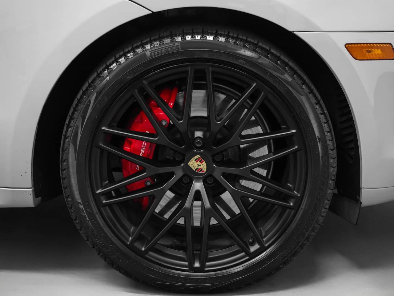 2023 Porsche Macan GTS
